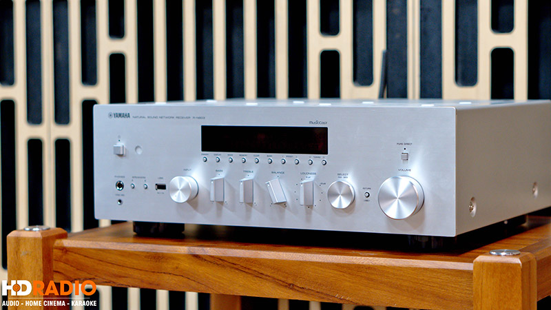 Hệ thống nút điều chỉnh amply Yamaha RN803