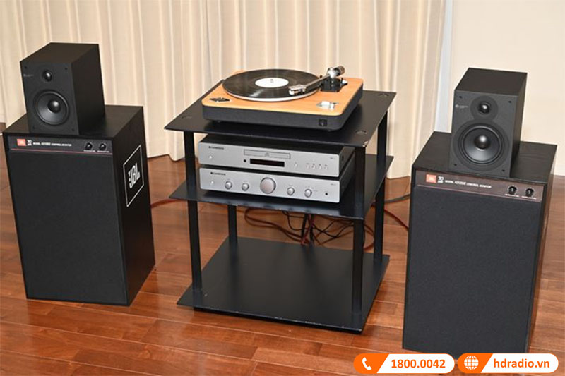 Amply Cambridge Audio AXA25