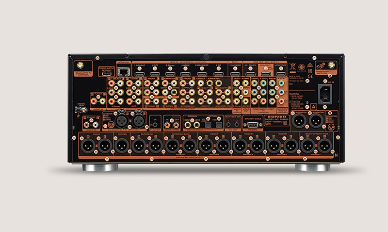 Mặt sau Pre Amply Marantz AV8805A