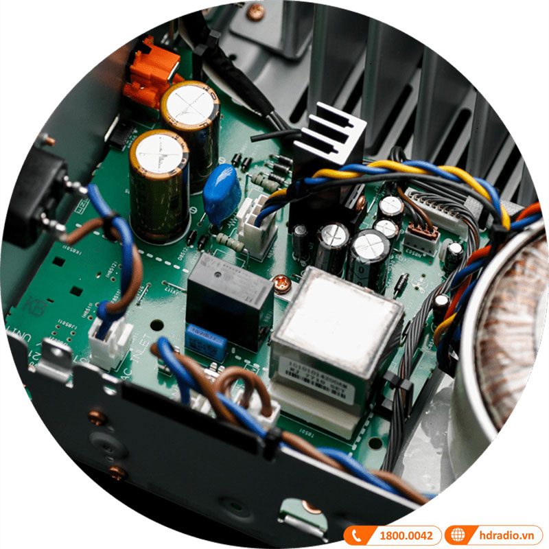 phản hồi hiện tại Amply Marantz PM8006