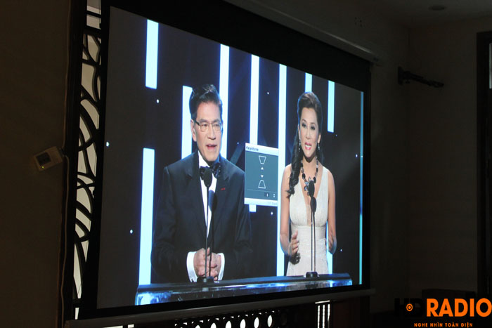 Biến phòng khách thành phòng chiếu phim gia đình A Dũng Biệt Thự Cầu Tó - Hà Nội - Hình 1