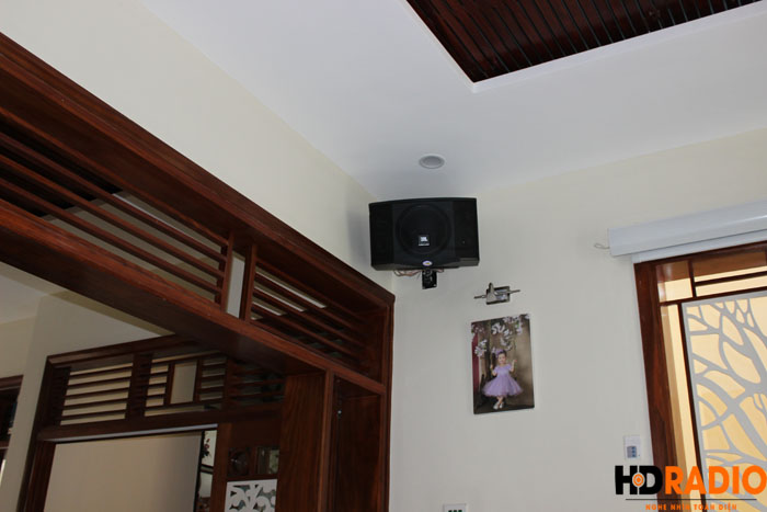 Biến phòng khách thành phòng chiếu phim gia đình A Dũng Biệt Thự Cầu Tó - Hà Nội - Hình 3