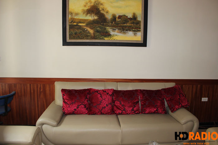 Biến phòng khách thành phòng chiếu phim gia đình A Dũng Biệt Thự Cầu Tó - Hà Nội - Hình 8