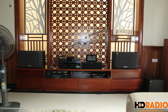 Biến phòng khách thành phòng chiếu phim gia đình A Dũng Biệt Thự Cầu Tó - Hà Nội - Hình 13