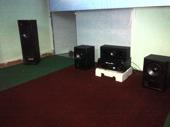 lắp đặt phòng chiếu phim 3D kinh doanh tại thị trấn phủ - bình giang - Hải Dương