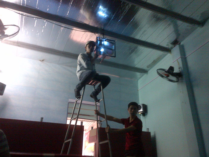 lắp đặt phòng chiếu phim 3D kinh doanh tại thị trấn phủ - bình giang - Hải Dương