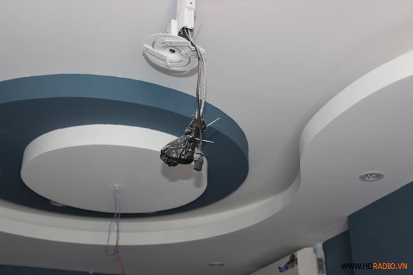 Lắp đặt phòng chiếu phim gia đình - A Thắng minh khai