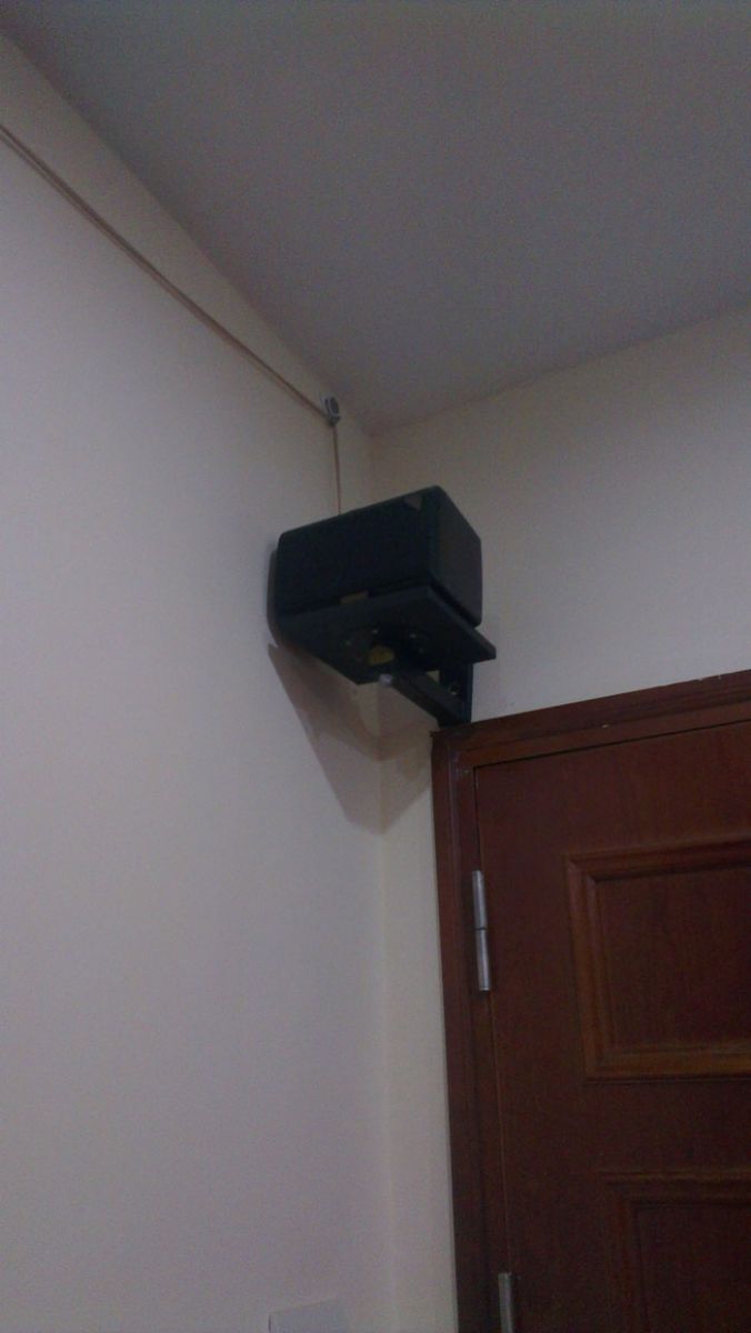 Lắp đặt phòng chiếu phim nhà A Dũng trung hòa nhân chính