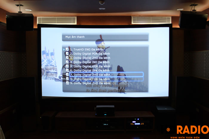 Hát karaoke với màn hình lên tới 140inch - Hình 6