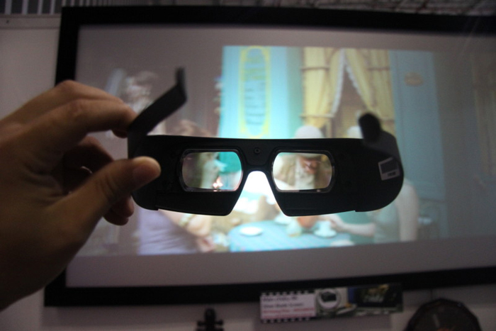 kính 3D quang phố