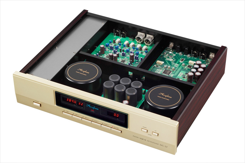 Accuphase DC-37