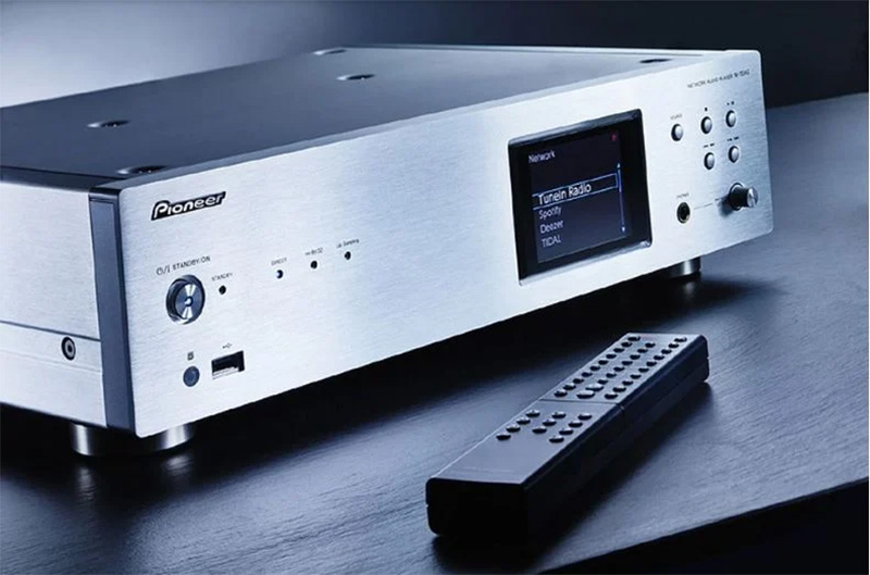 DAC Pioneer N-70AE