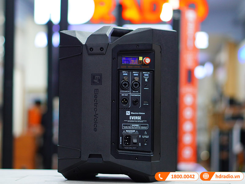 Loa Electrovoice Everse 8 cổng kết nối