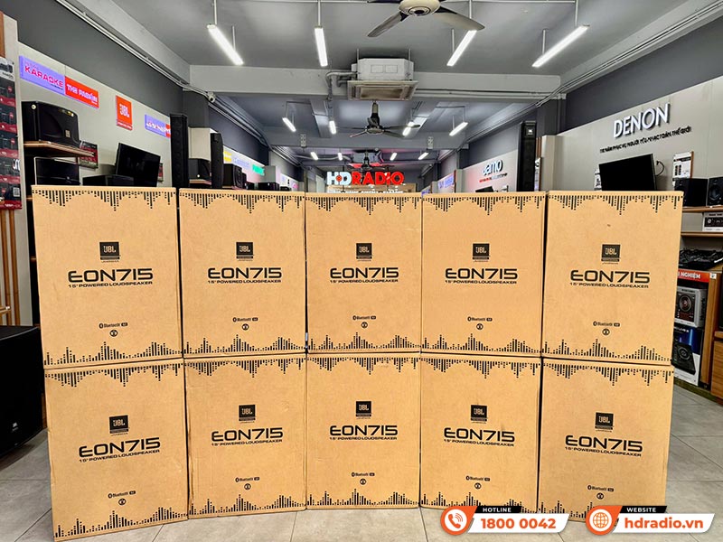 Loa JBL Eon 715, Bass 40cm, Công suất (1300W Peak, 650W RMS) Mixer 3 kênh, LCD, Bluetooth, XLR-5