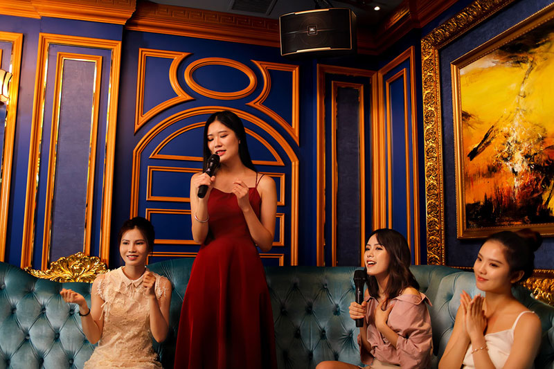 loa-jbl-pasion-trong-phong-hat