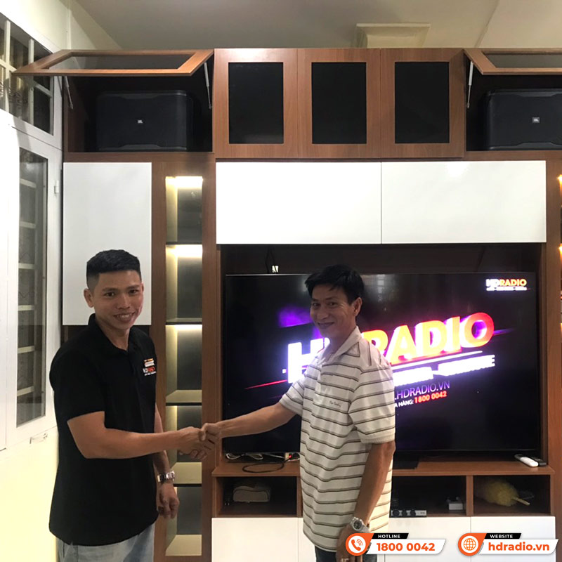 Loa Karaoke JBL RM210, Bass 25cm, Công Suất 300W, Bluetooth (Liền công suất)-1