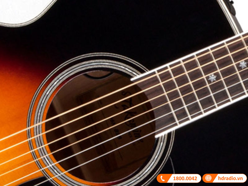 Đàn Guitar Takamine P6N