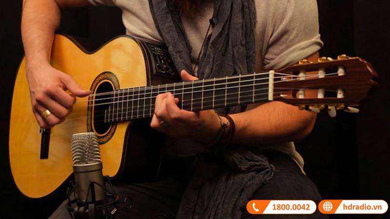 Đàn Guitar Takamine TH90, guitar classic-4