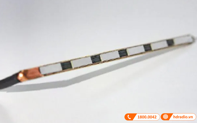 Đàn Guitar Yamaha A3M ARE