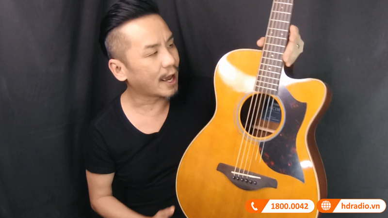 Đàn Guitar Yamaha AC1M