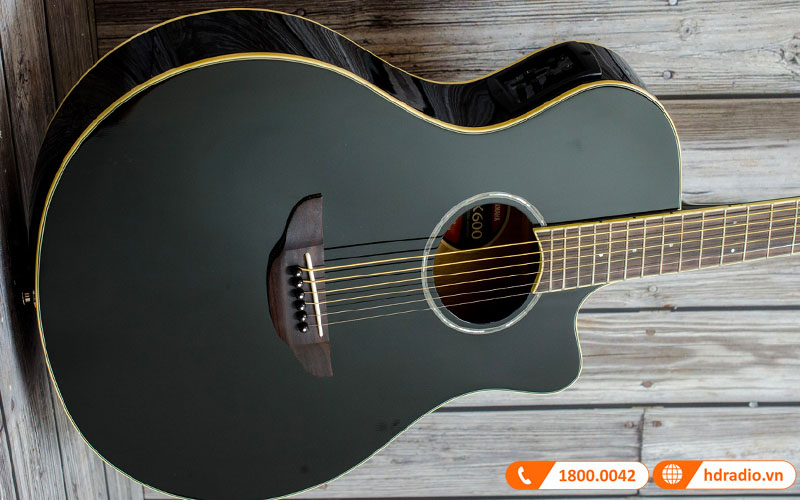 Đàn Guitar Yamaha APX600