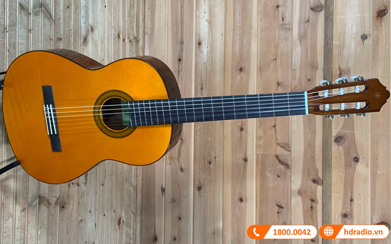 Đàn Guitar Yamaha CG102