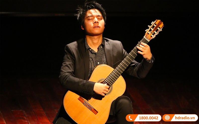 Đàn Guitar Yamaha CG142C