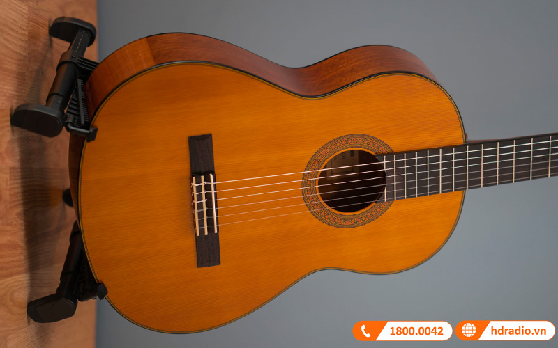Đàn Guitar Yamaha CG142CH