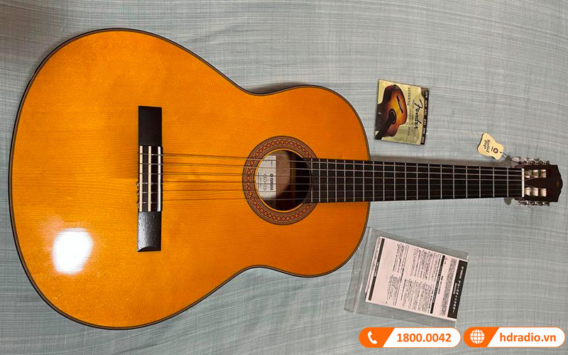 Đàn Guitar Yamaha CG142S