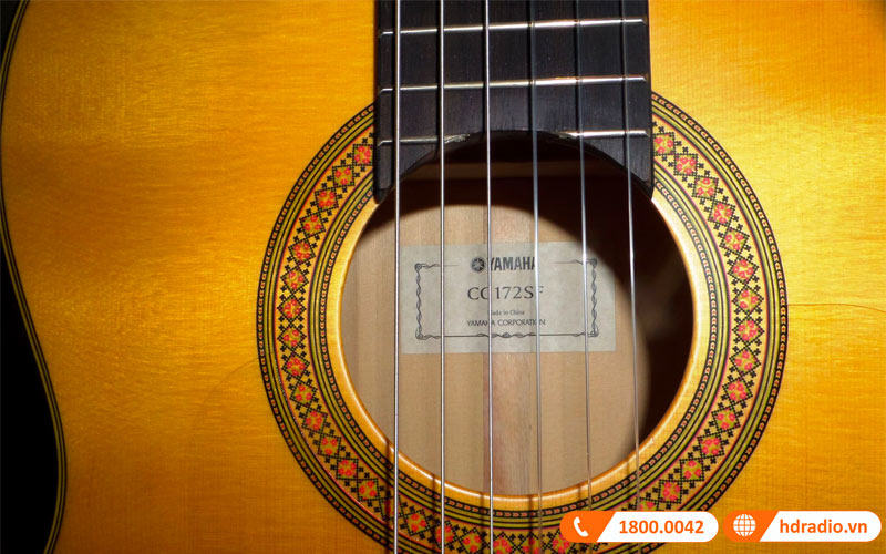 Đàn Guitar Yamaha CG172SF-5