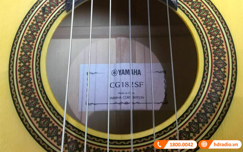 Đàn Guitar Yamaha CG182SF
