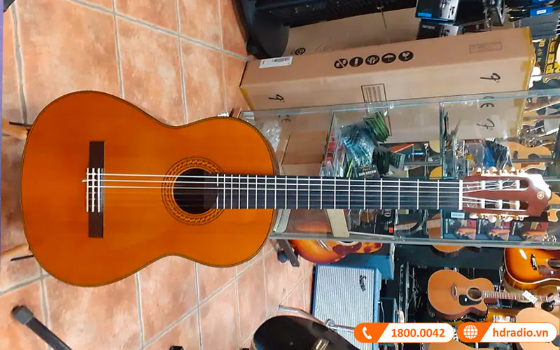 Đàn Guitar Yamaha CG192C