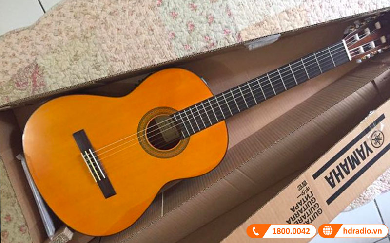 Đàn Guitar Yamaha CGX102