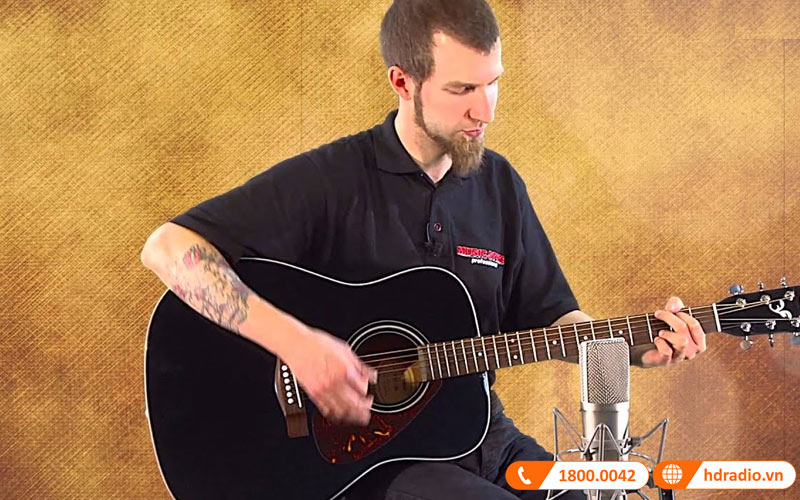 Đàn Guitar Yamaha F370