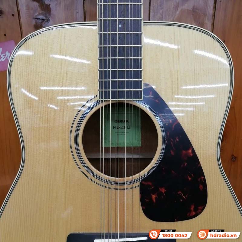 Đàn Guitar Yamaha FG820-12