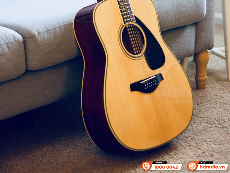 Đàn Guitar Yamaha FG820-12