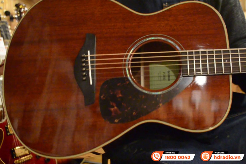 Đàn Guitar Yamaha FS850