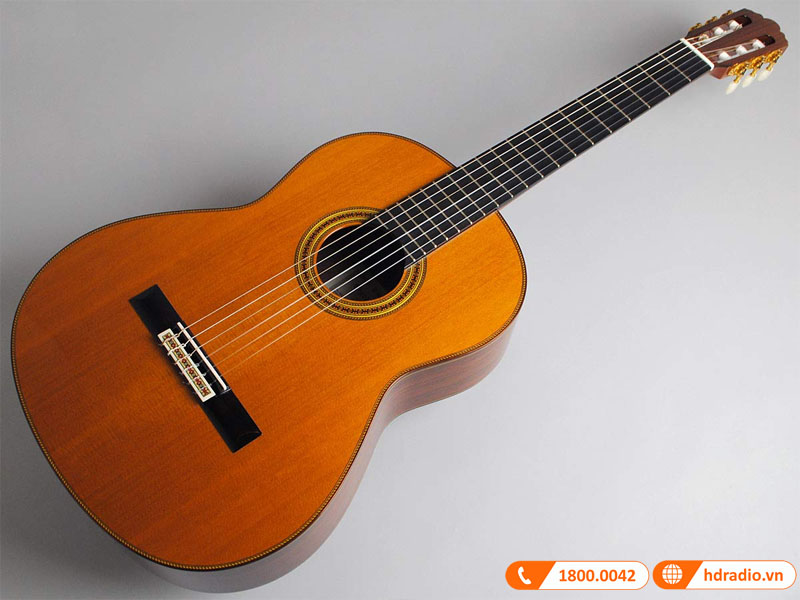 Đàn Guitar Yamaha GC42C