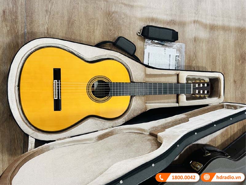 Đàn Guitar Yamaha GC42S