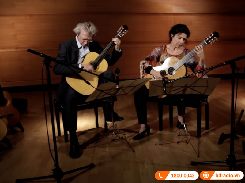 Đàn Guitar Yamaha GC42S