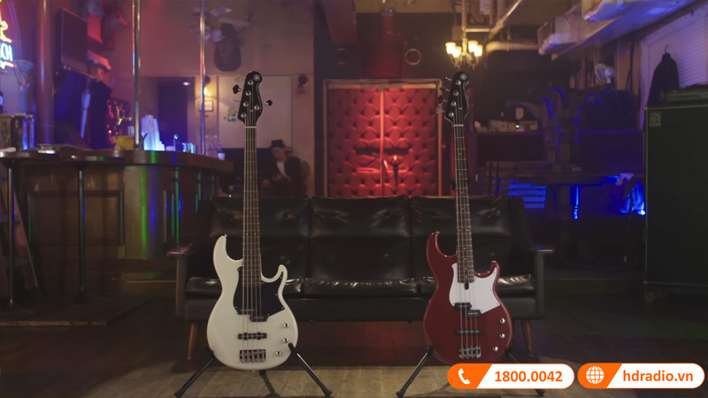 Đàn Guitar Yamaha BB235