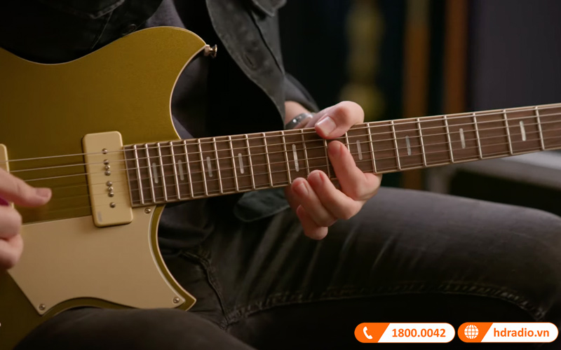 Đàn Guitar Điện Yamaha RSP02T