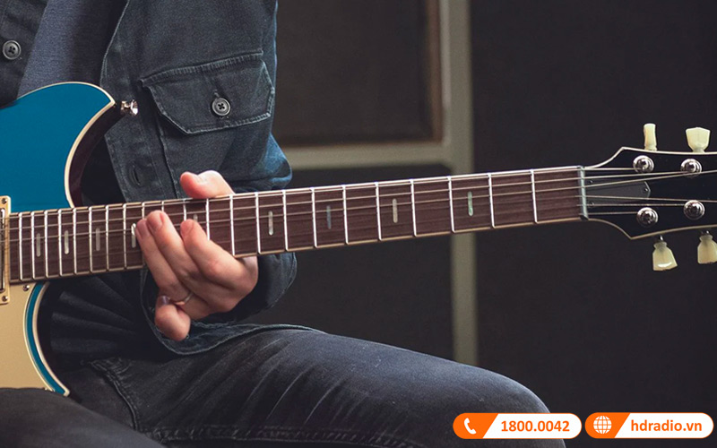 Đàn Guitar Điện Yamaha RSP20