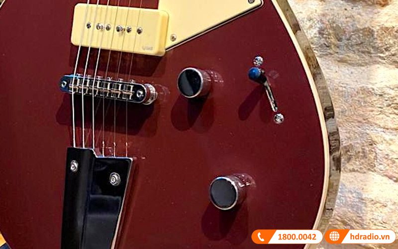 Đàn Guitar Yamaha RSS02T