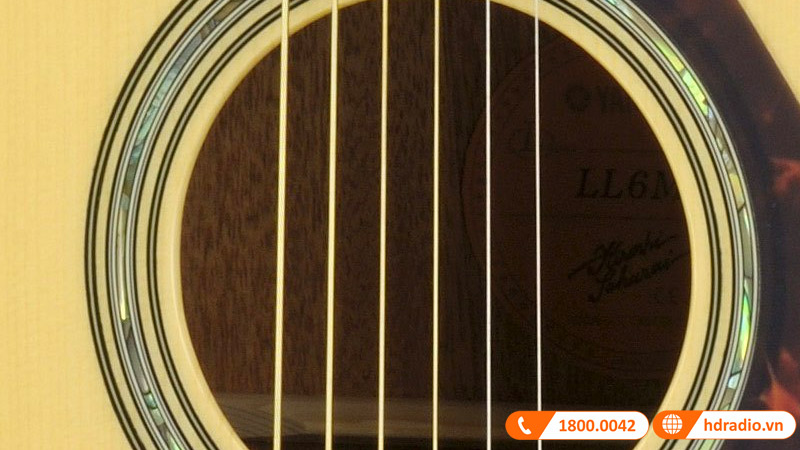 Đàn Guitar Yamaha LL6M ARE