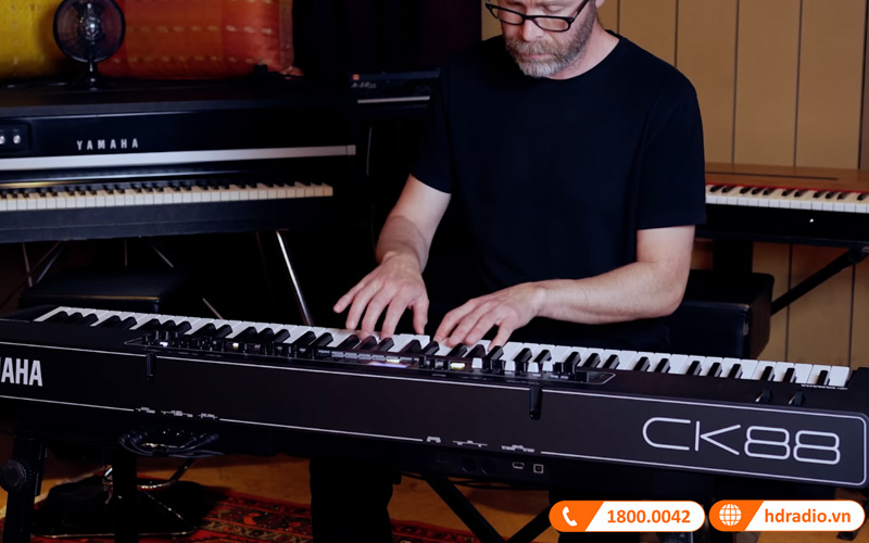 Đàn Organ Yamaha CK88, organ sân khấu-13