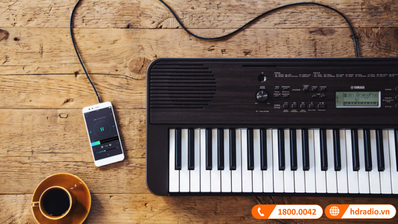 Đàn Organ Yamaha PSR E360