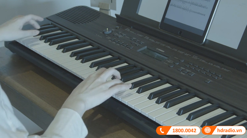 Đàn Organ Yamaha PSR E360