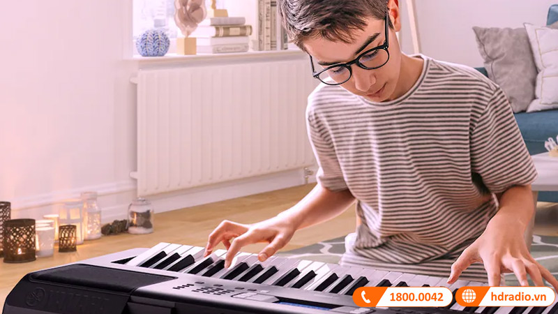 Đàn Organ Yamaha PSR E373