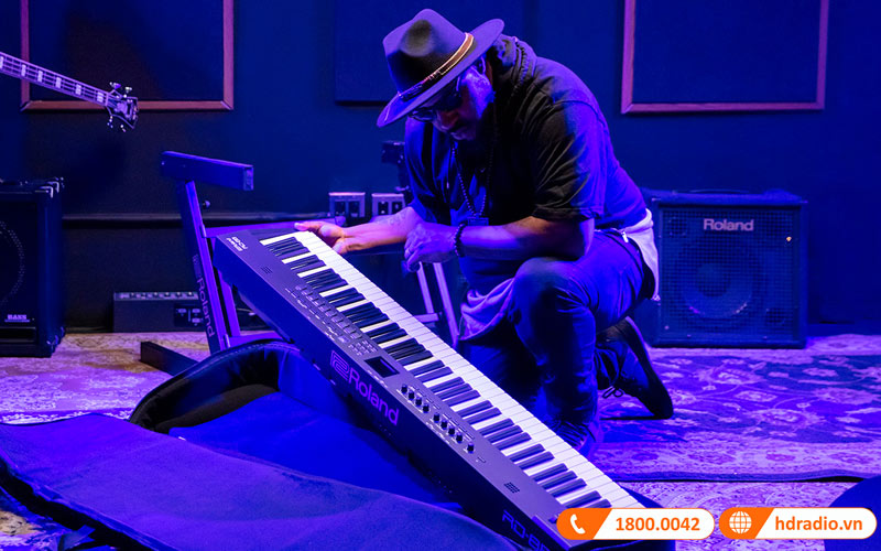 Đàn Piano Roland RD-88, piano điện-11